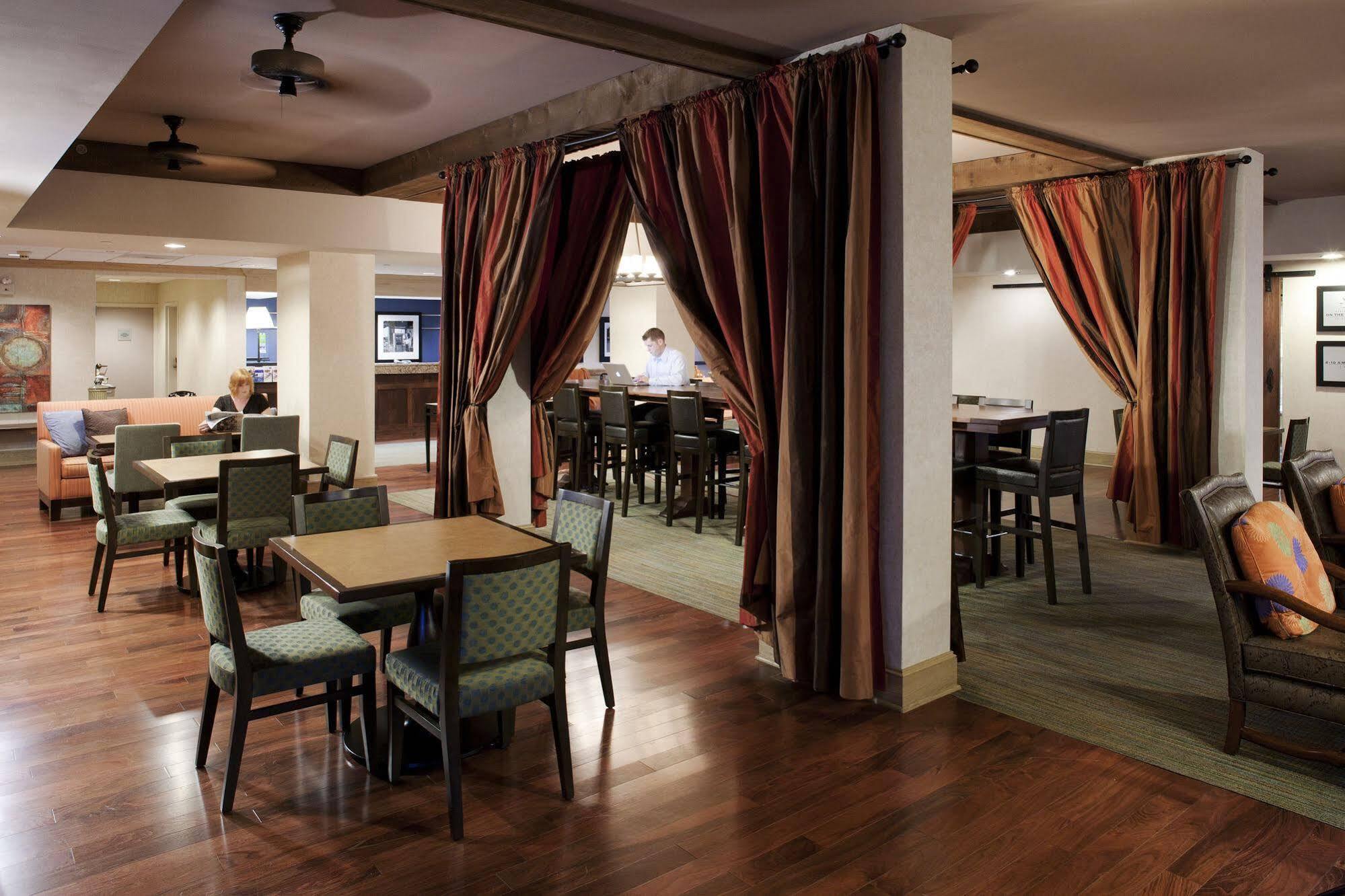 Hampton Inn Austin Nw Near The Domain Eksteriør bilde