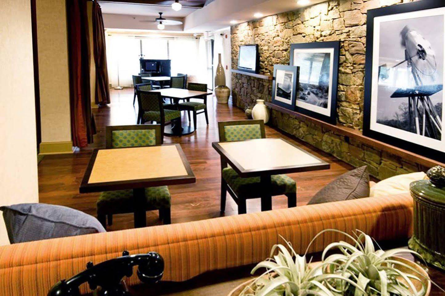 Hampton Inn Austin Nw Near The Domain Eksteriør bilde